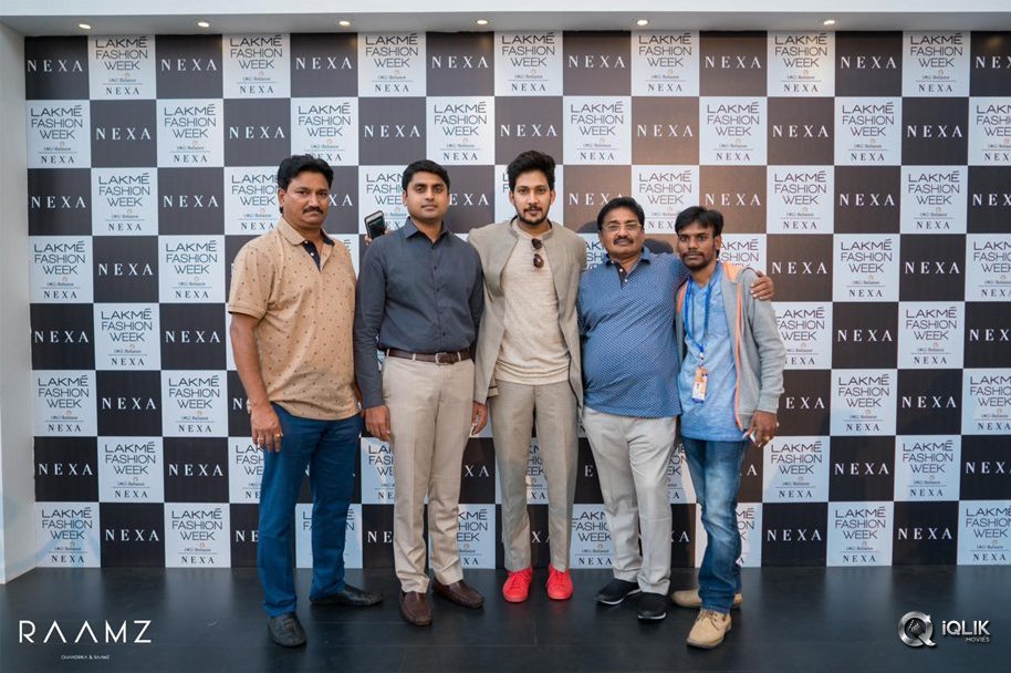 Mr-World-Rohit-Khandelwal-at-Lakme-Fashion-Week-By-Raamz